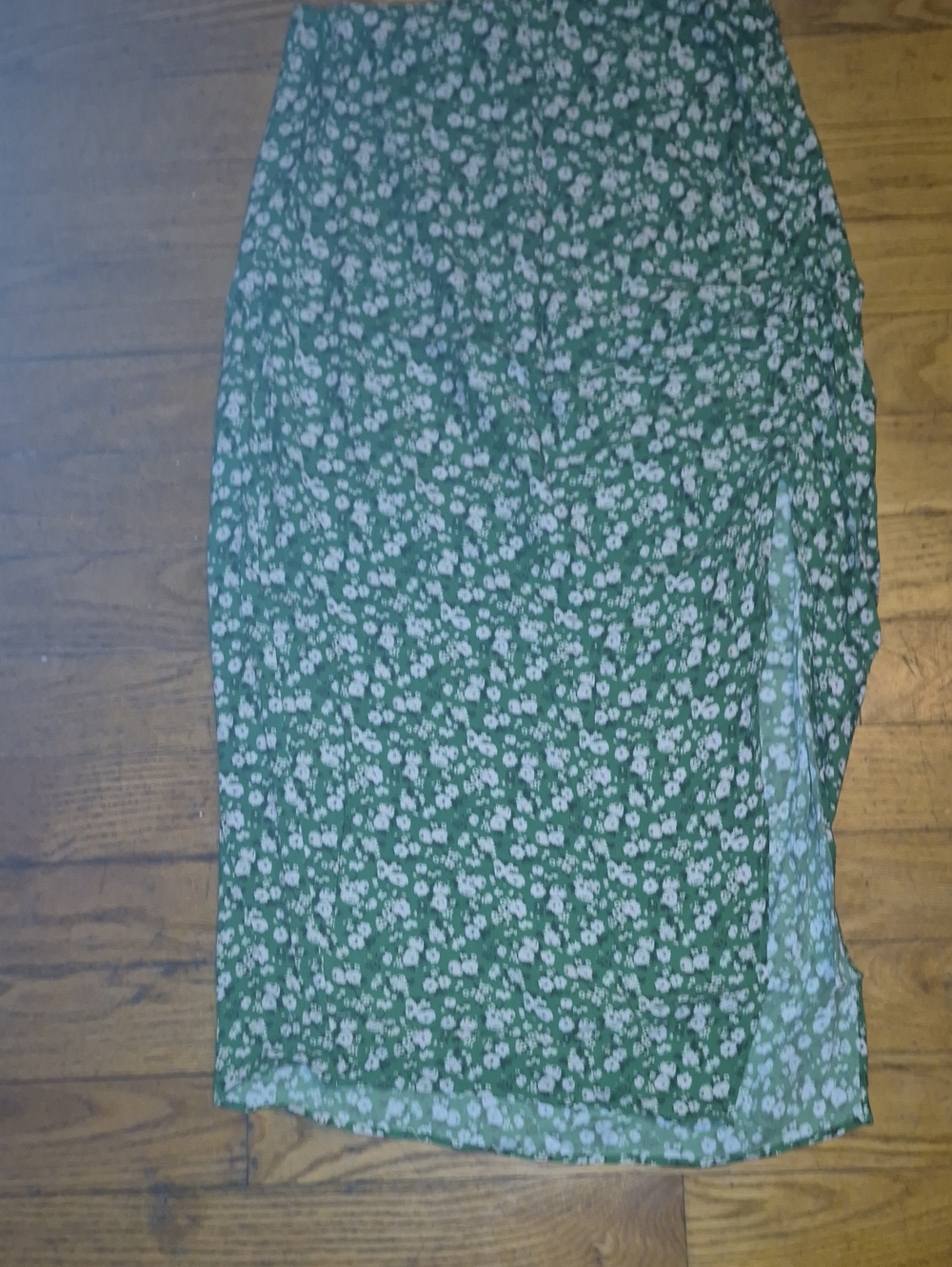 Zara Green and White Medium Floral Midi Skirt